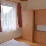 Janko Konukevi 3*