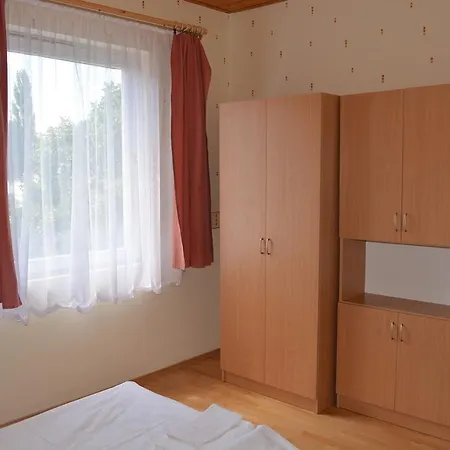Jankó Apartman Vendégház *