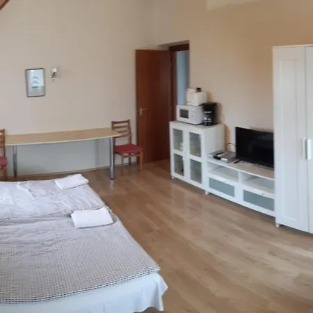 Jankó Apartman *