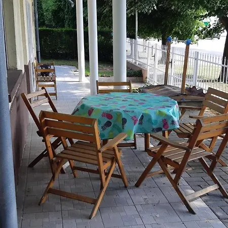 Vendégház Jankó Apartman *